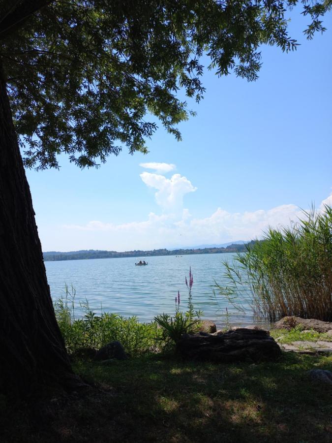 Appartamento Miralago Con Giardino Sul Lago กาวิราเต ภายนอก รูปภาพ