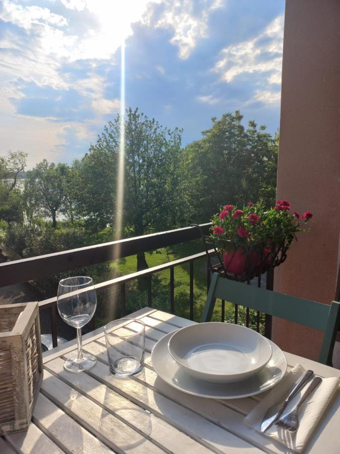 Appartamento Miralago Con Giardino Sul Lago กาวิราเต ภายนอก รูปภาพ